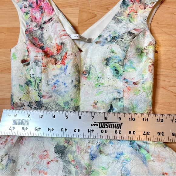 ZARA - Watercolor Art, Open Back, A-Line, White Dress Women’s sz S  (0192) - Picture 5 of 8